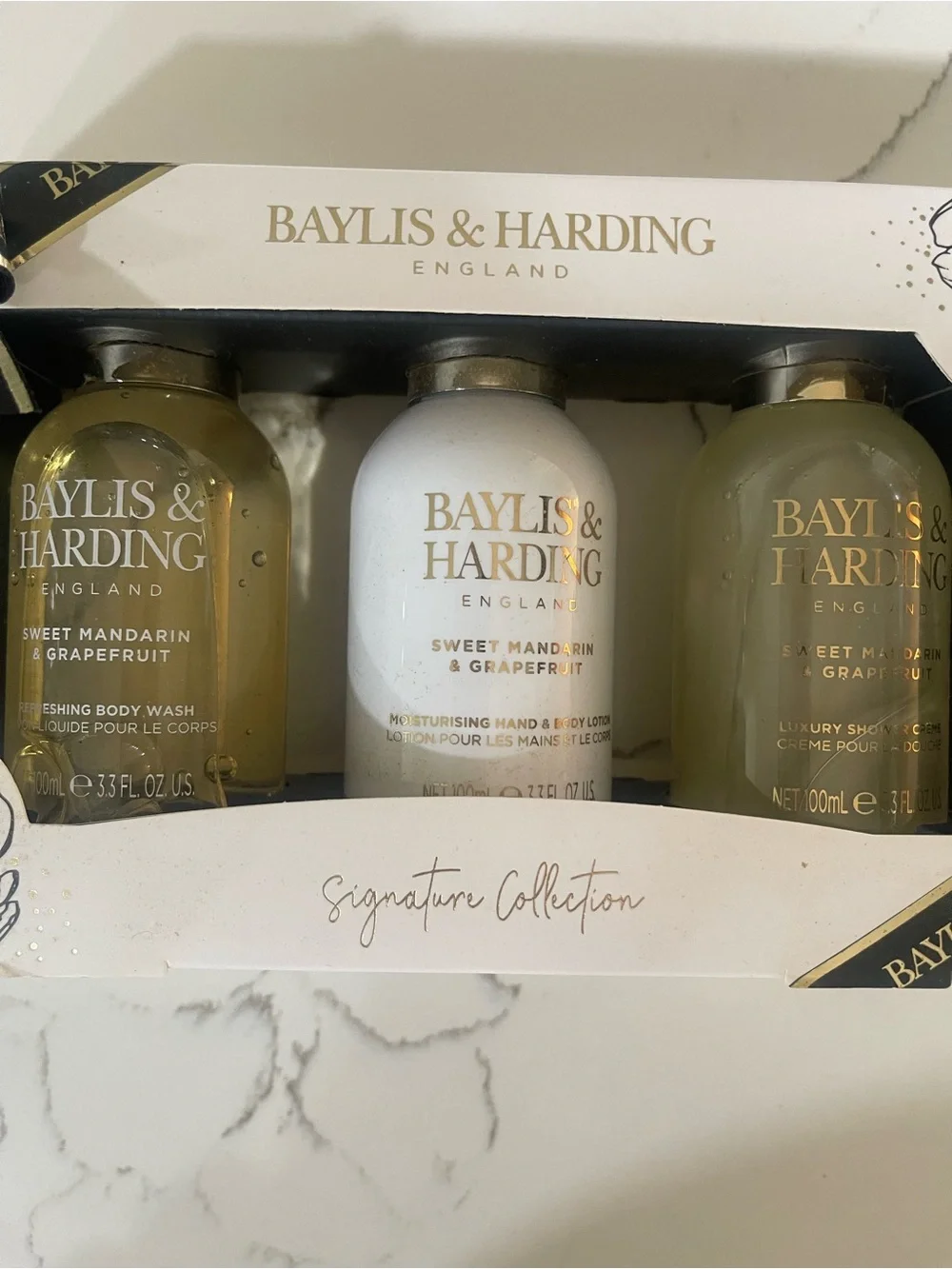 Baylis and Harding Mandarin & Grapefruit Bath & Body Gift Set - White/Green